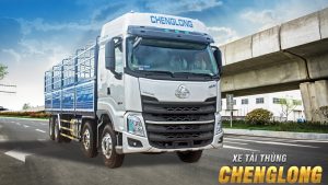 XE TẢI THÙNG CHENGLONG H7 8×4 330HP (THÙNG MUI BẠT)